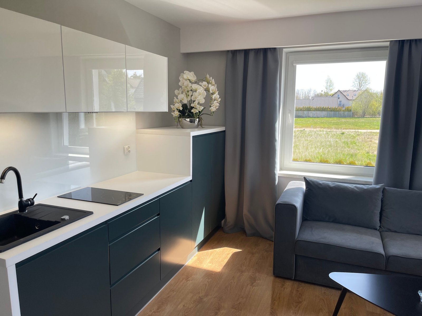 53B5BFBA-7C0A-4DFD-B8A9-787A45BA92FA